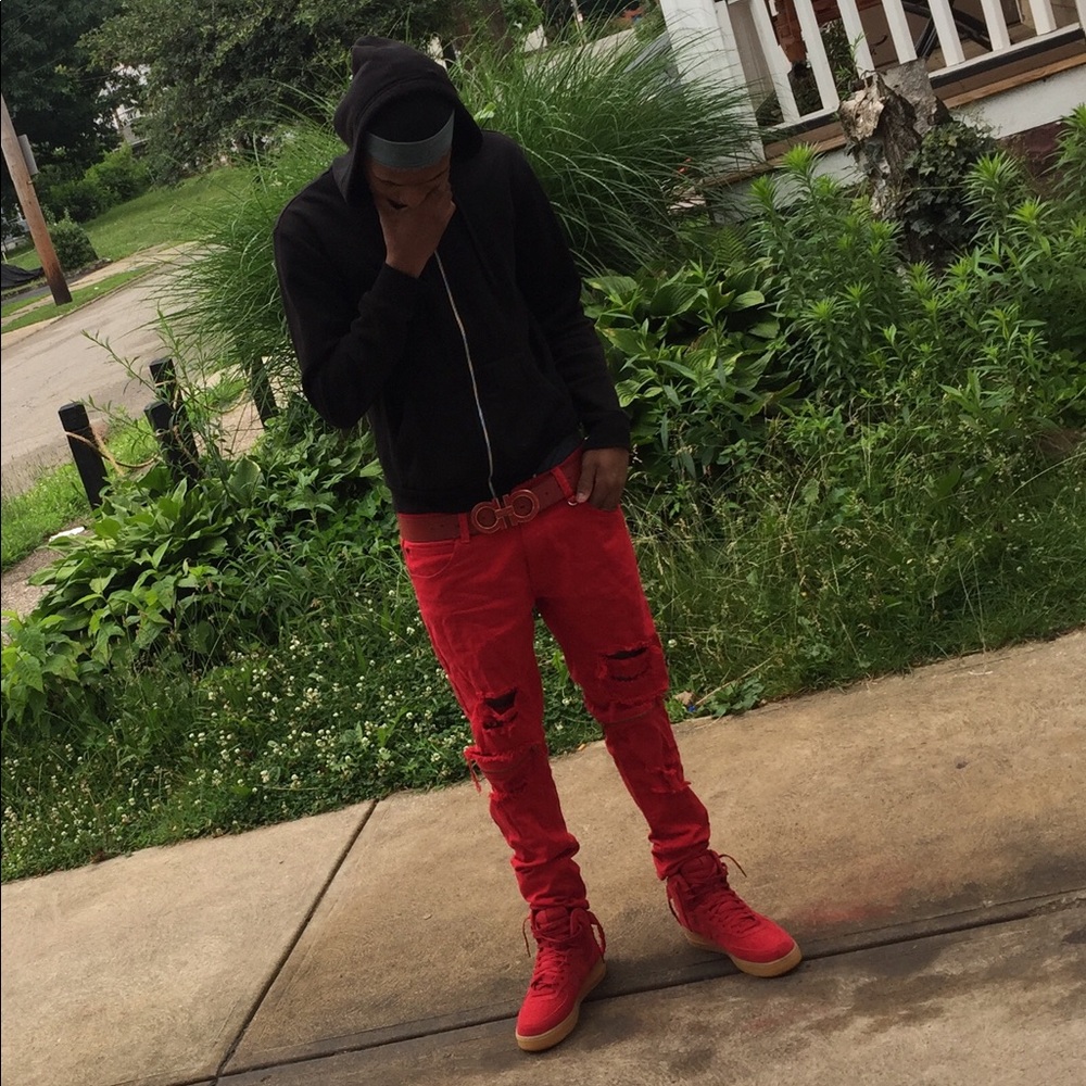 Meet your Posher, Santana